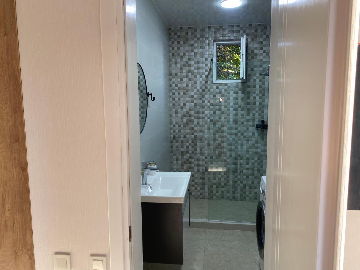 Orange Villa โกนิโอ ภายนอก รูปภาพ